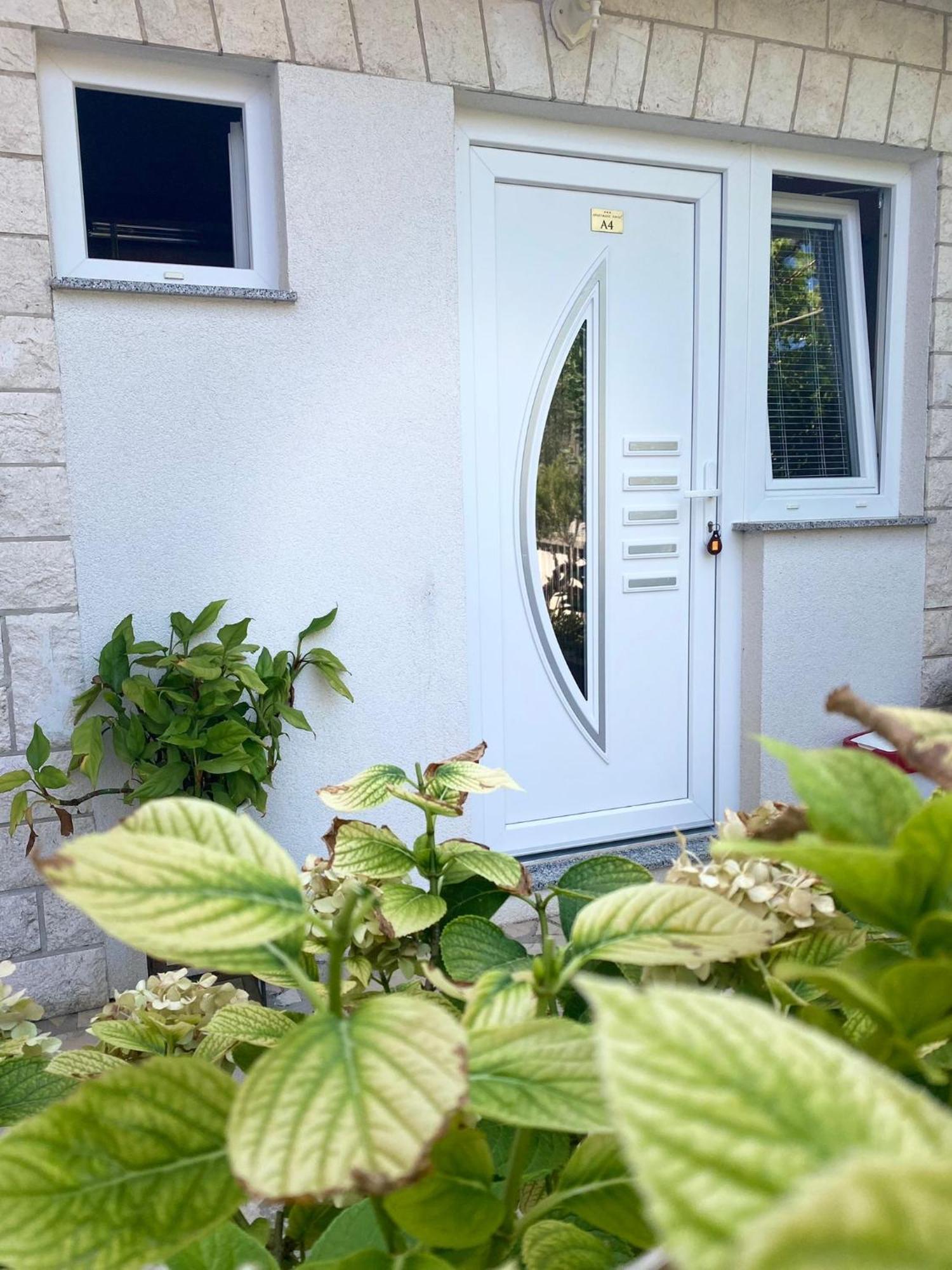 Apartments Jonjic Vodice Exterior foto
