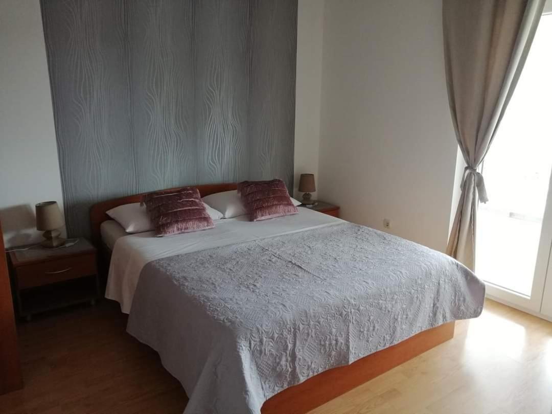 Apartments Jonjic Vodice Exterior foto