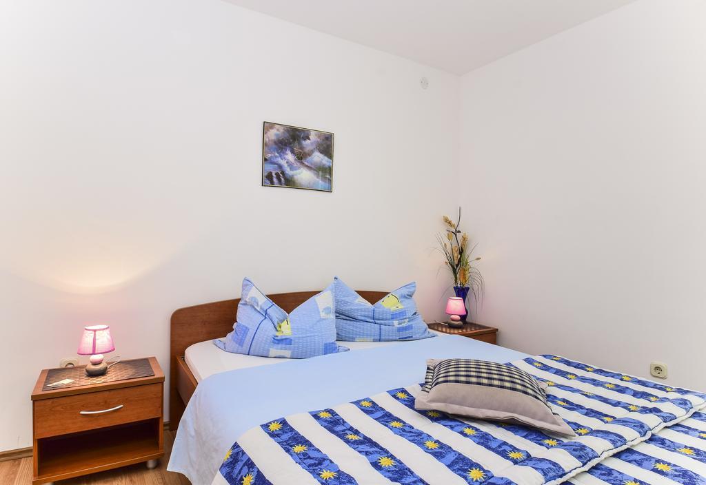 Apartments Jonjic Vodice Exterior foto