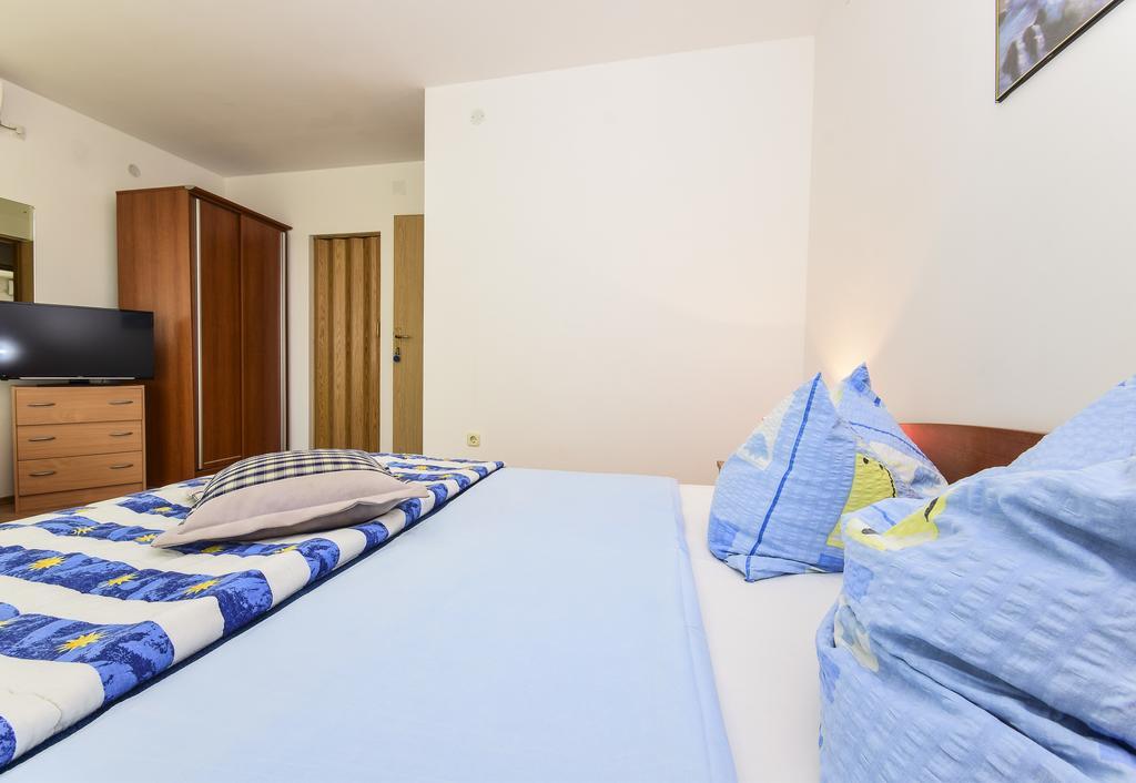 Apartments Jonjic Vodice Exterior foto