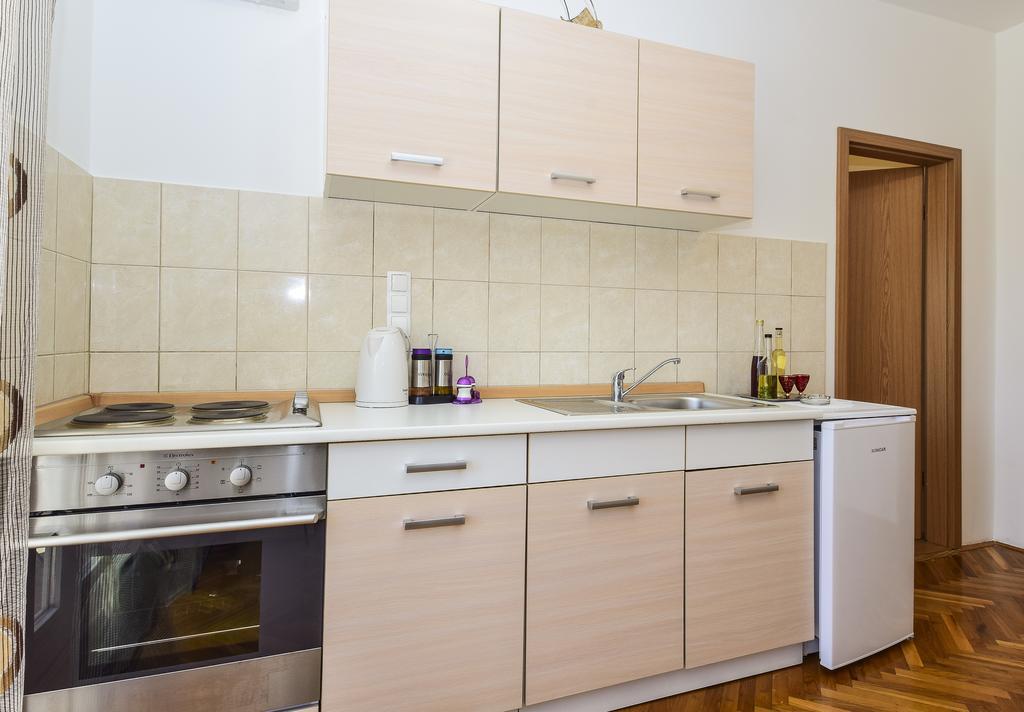 Apartments Jonjic Vodice Exterior foto