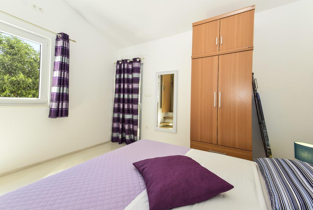 Apartments Jonjic Vodice Exterior foto